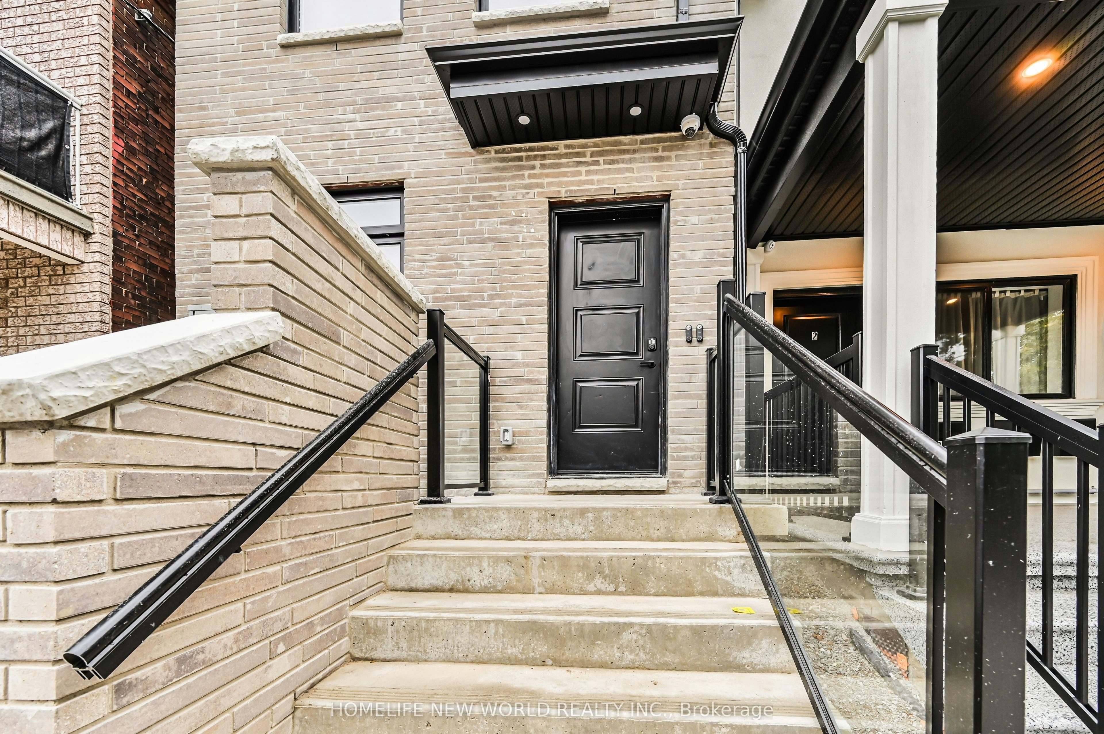 228 Emerson Ave Avenue, Toronto, ON, M6H 3T6 - 2