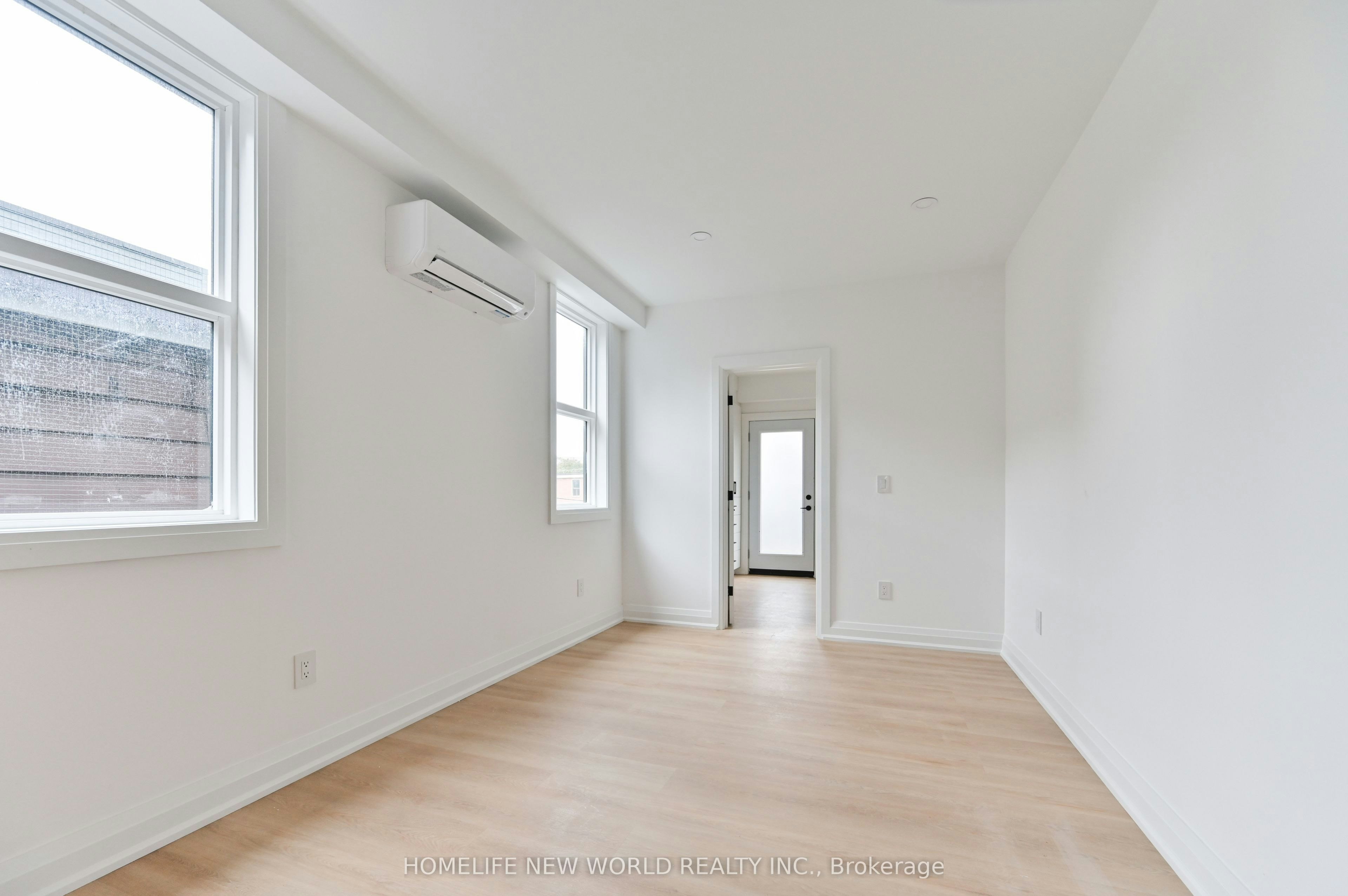 228 Emerson Ave Avenue, Toronto, ON, M6H 3T6 - 7