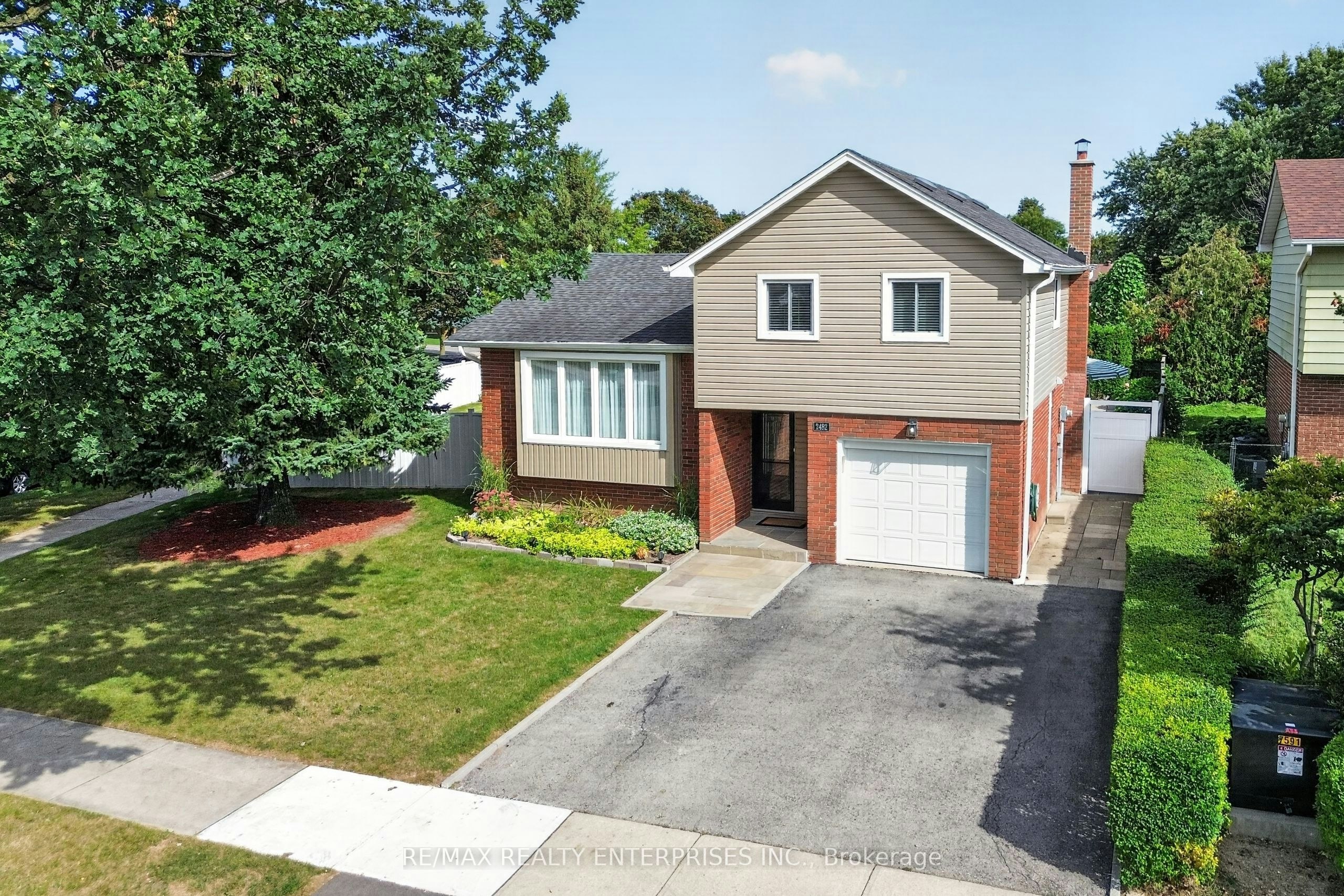 2482 Windjammer Road E, Mississauga, ON, L5L 1H8