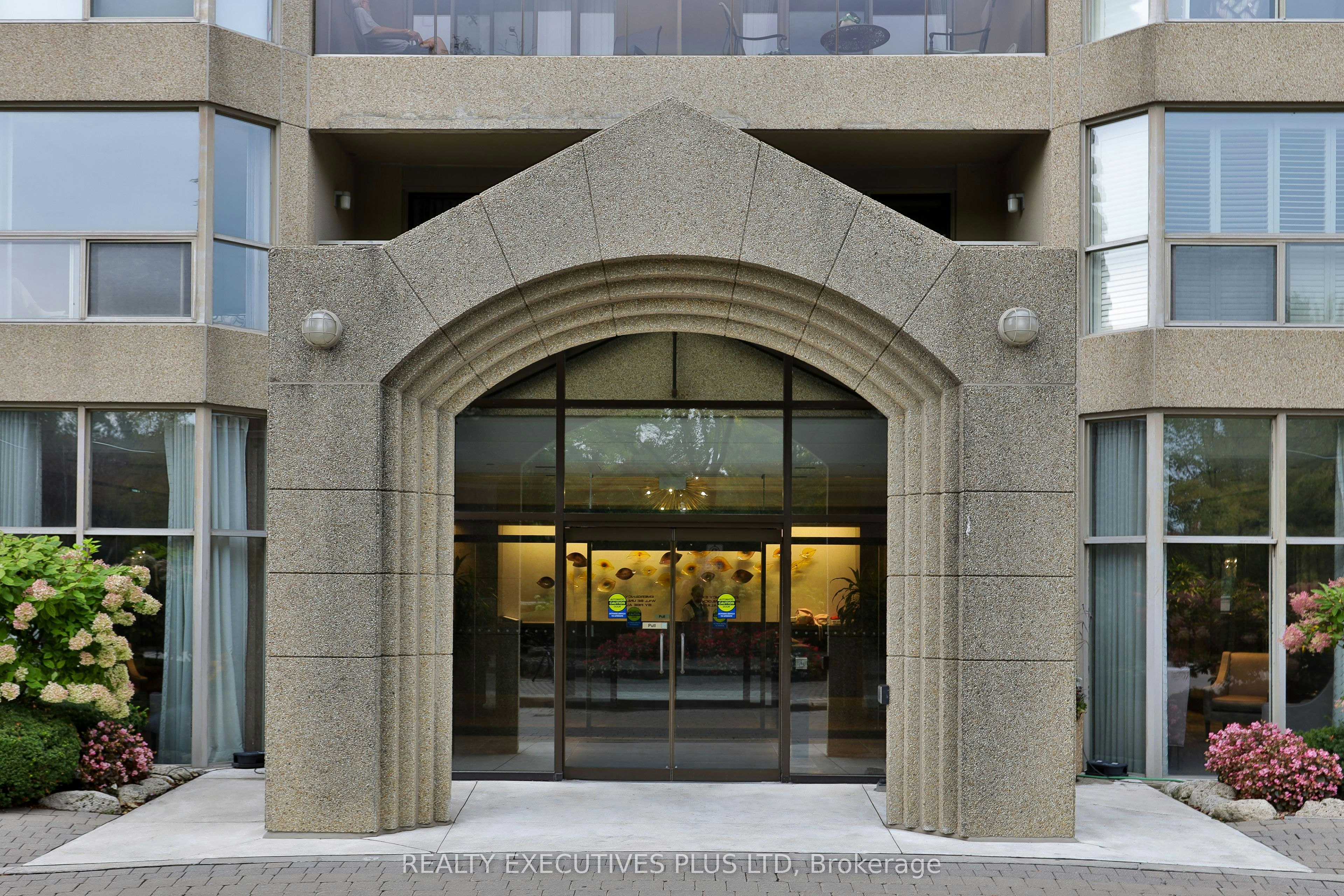 1401-1800 The Collegeway Way, Mississauga, ON, L5L 5S4