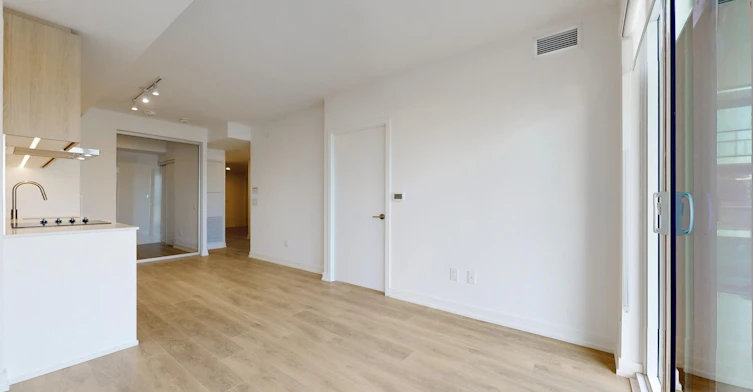1037-1100 Sheppard Avenue W, Toronto, ON, M3J 0H1 - 6