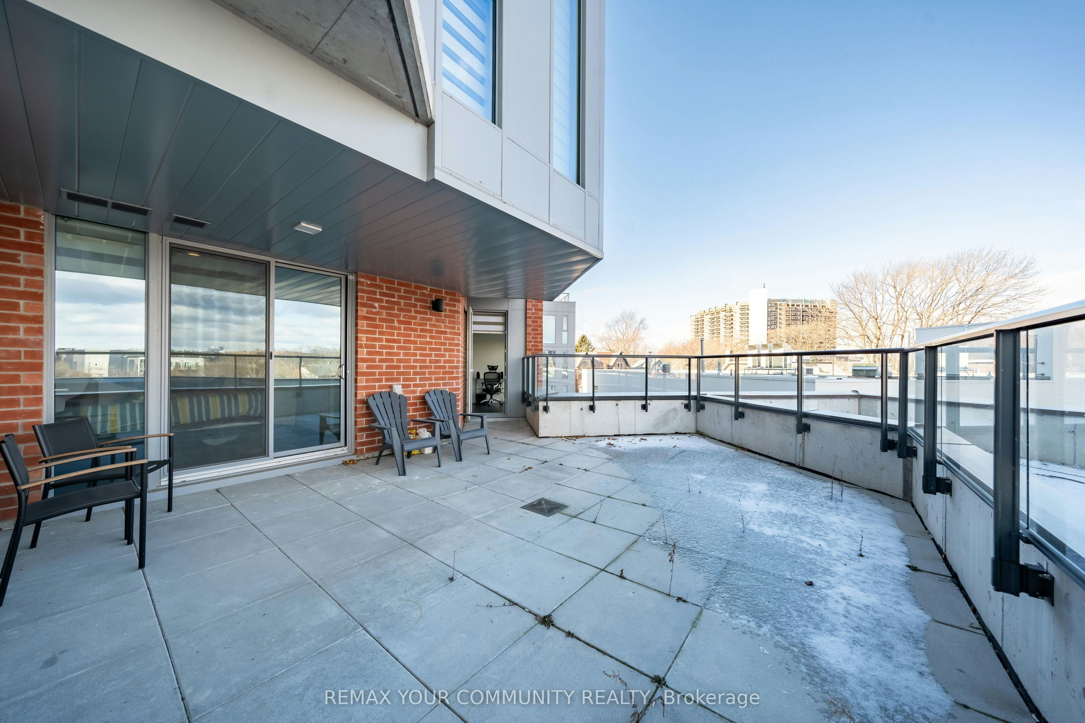 310-57 Brock Avenue, Toronto, ON, M6K 0H3 - 17