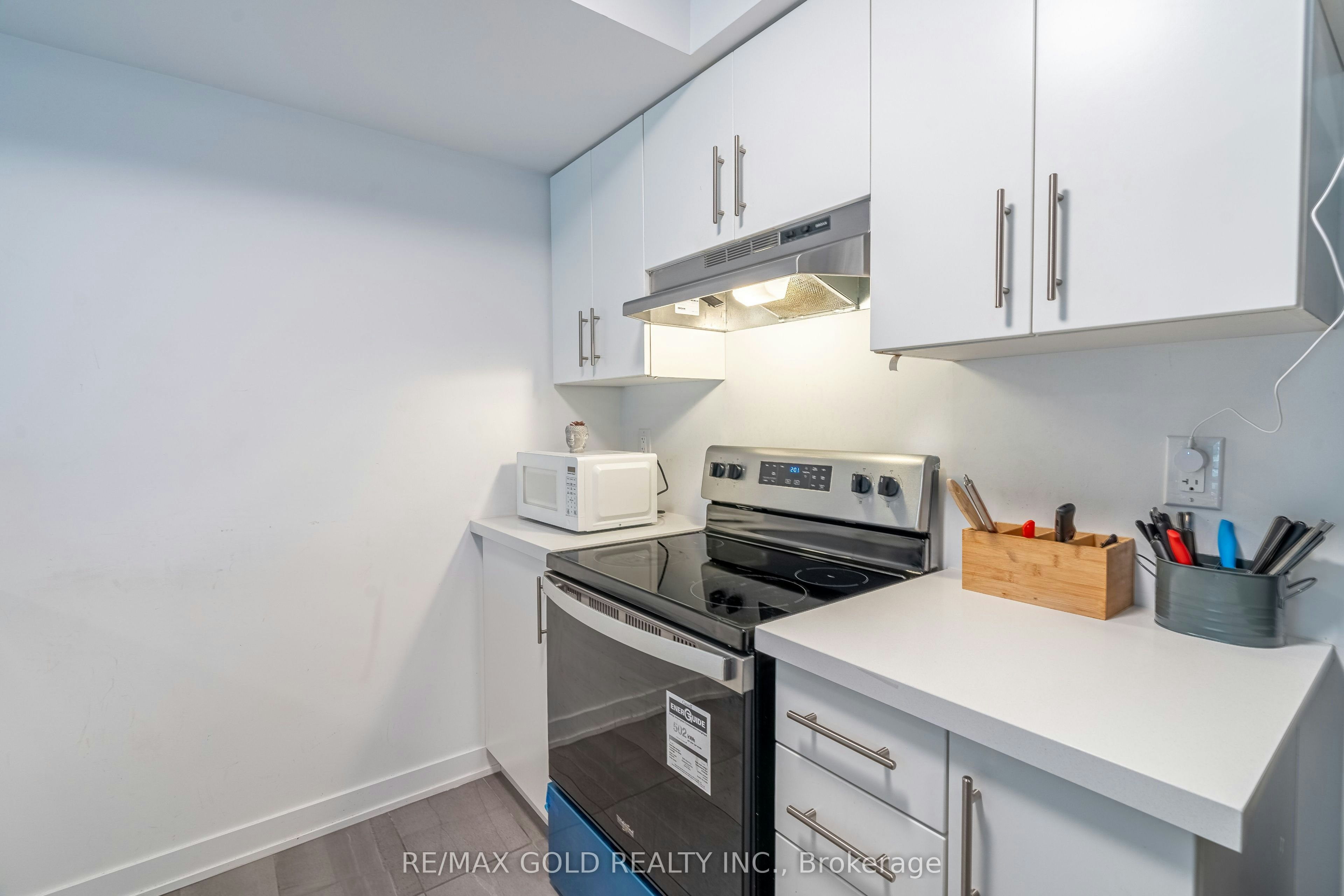 13-175 Veterans Drive, Brampton, ON, L7A 5L2 - 8