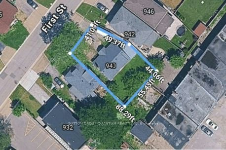 940 First Street, Mississauga, ON, L5E 1A8