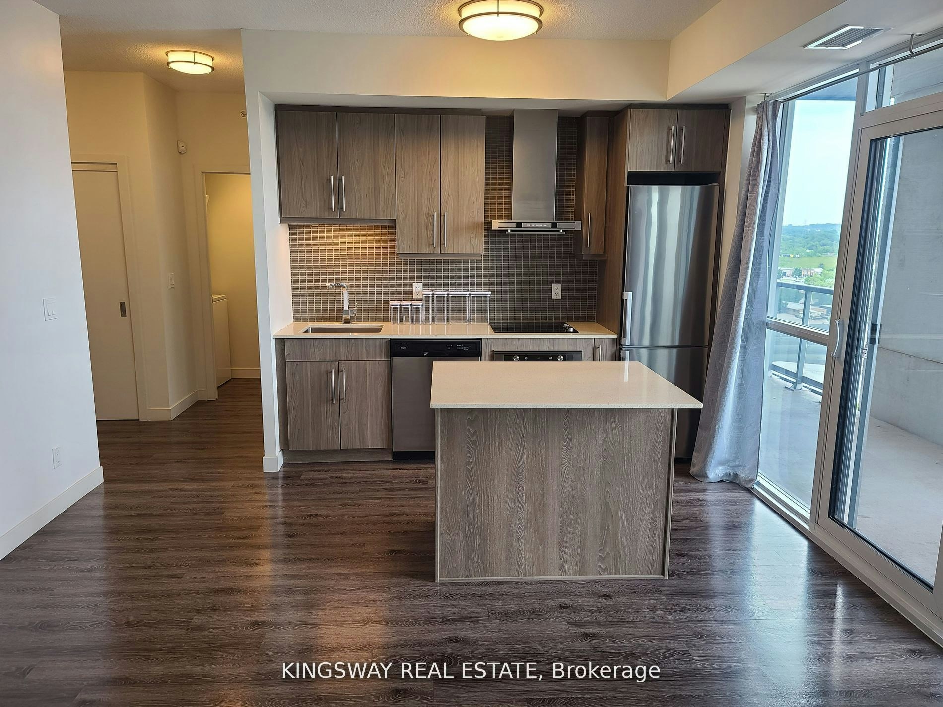 2087 Fairview Street, Burlington, ON, L7R 0E5 - 11