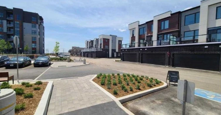 301-50 Kaitting Trail, Oakville, ON, L6M 5N3