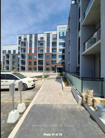 301-50 Kaitting Trail, Oakville, ON, L6M 5N3 - 17