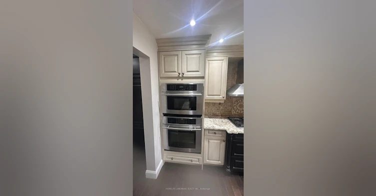 7100 Walworth Court, Mississauga, ON, L5N 7L4 - 8