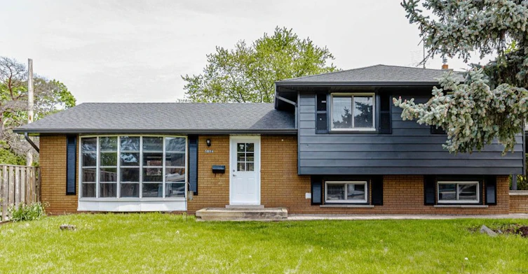 UPPER-5154 New Street, Burlington, ON, L7L 1V4