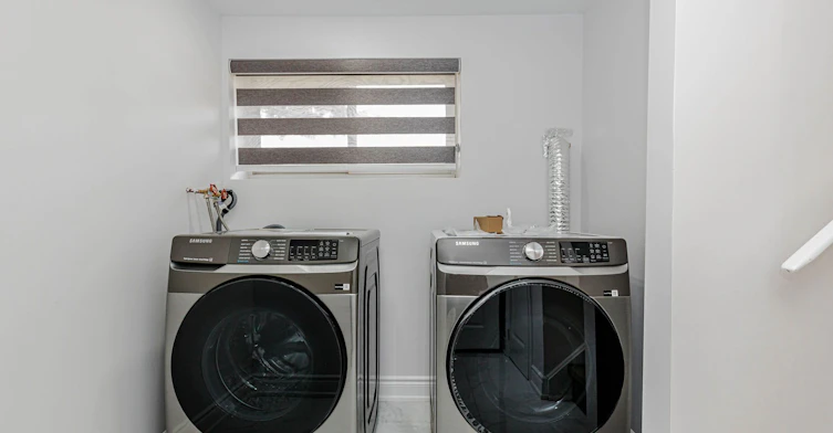 UPPER-5154 New Street, Burlington, ON, L7L 1V4 - 11