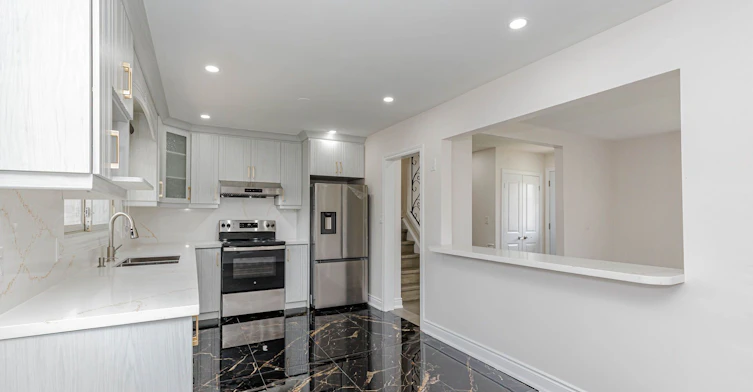 UPPER-5154 New Street, Burlington, ON, L7L 1V4 - 3