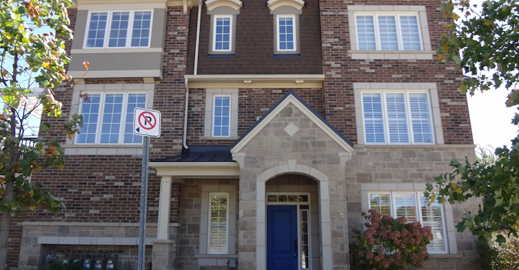 276 Polly Drive, Oakville, ON, L6M 1R7