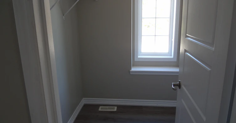 276 Polly Drive, Oakville, ON, L6M 1R7 - 5