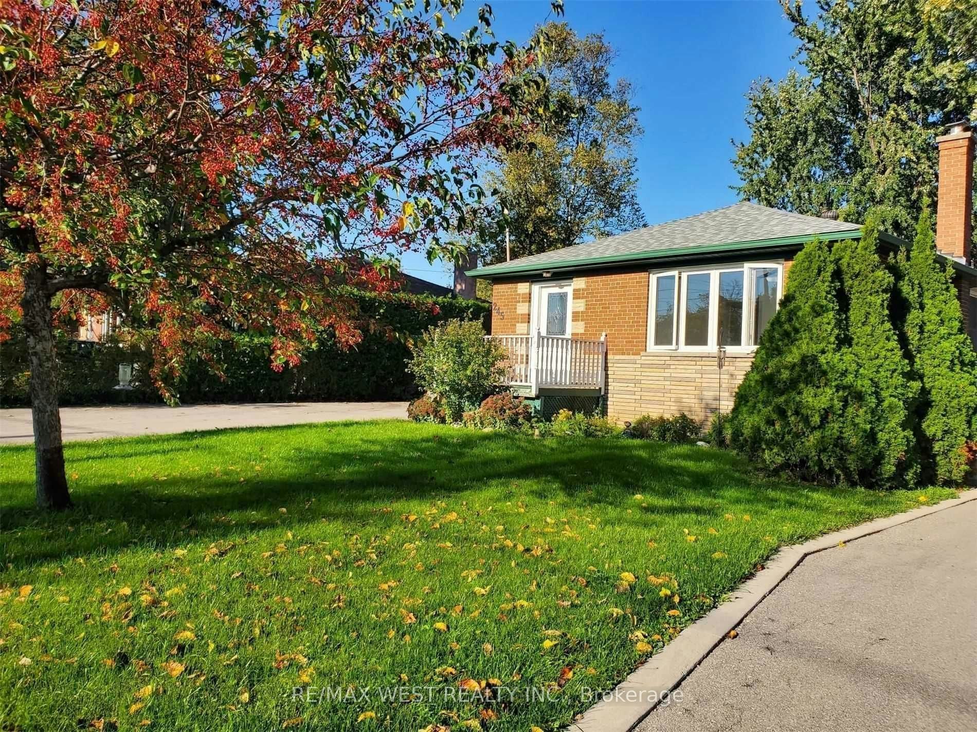 245 Kingsleigh Court, Milton, ON, L9T 1X6