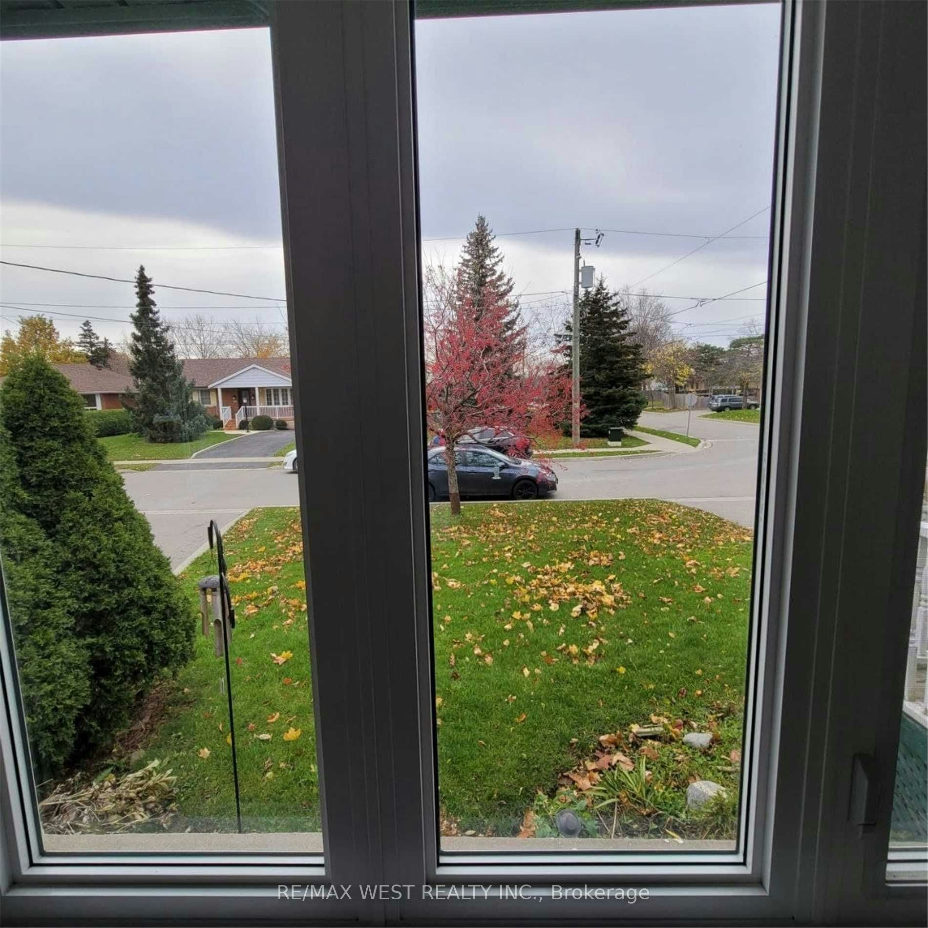 245 Kingsleigh Court, Milton, ON, L9T 1X6 - 3
