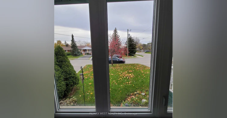 245 Kingsleigh Court, Milton, ON, L9T 1X6 - 3