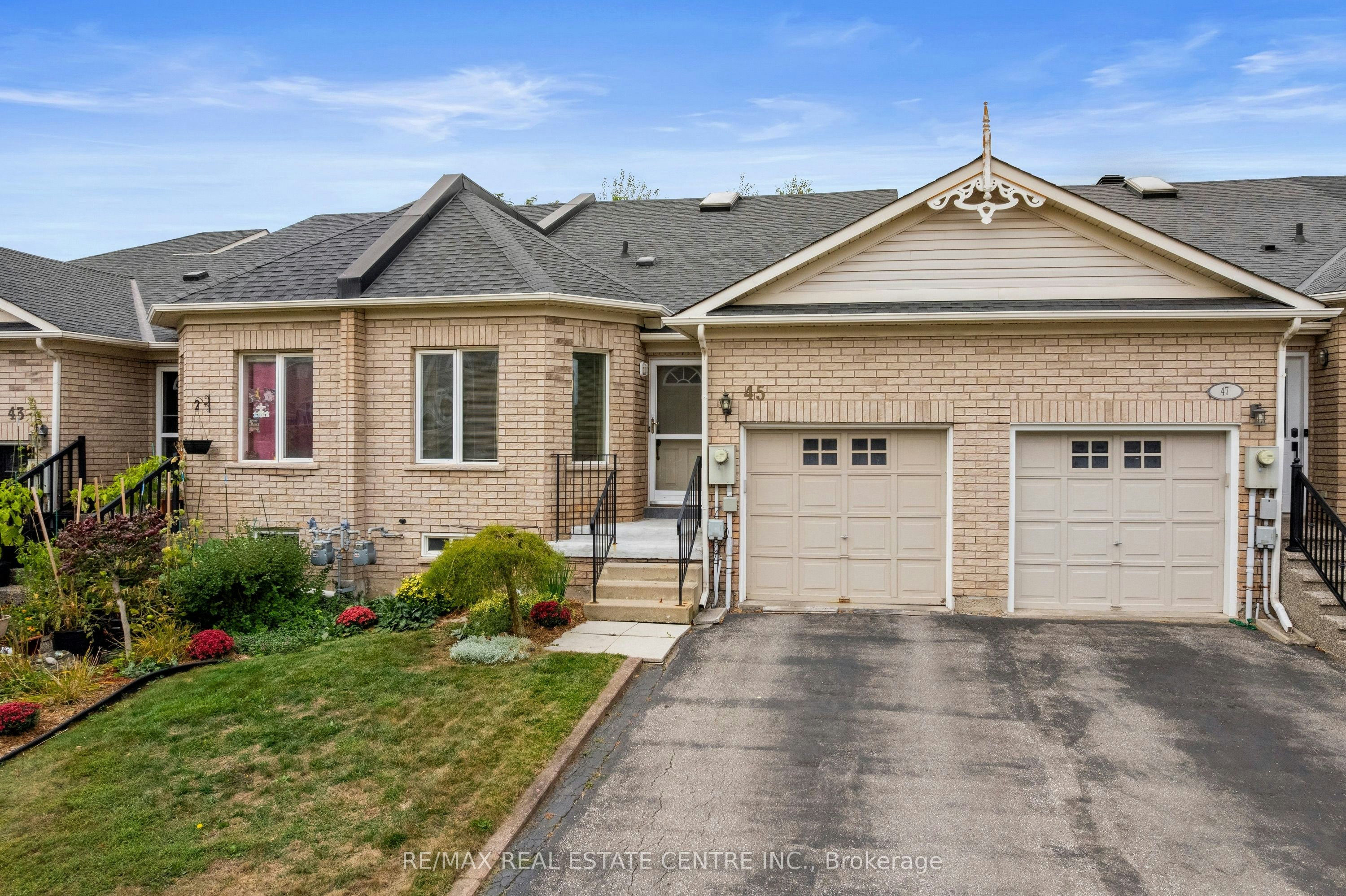 45 Atwood Avenue, Halton Hills, ON, L6G 5Z9