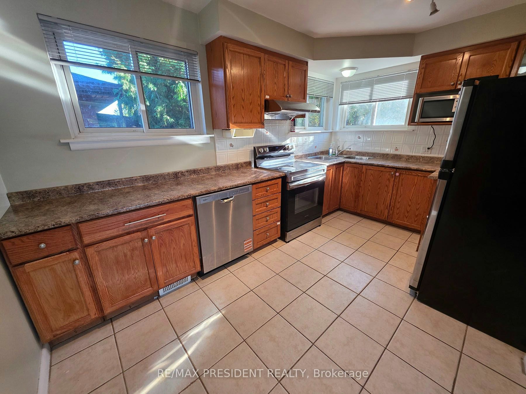 (Upper)-2280 Mountainside Drive, Burlington, ON, L7P 1B7 - 10