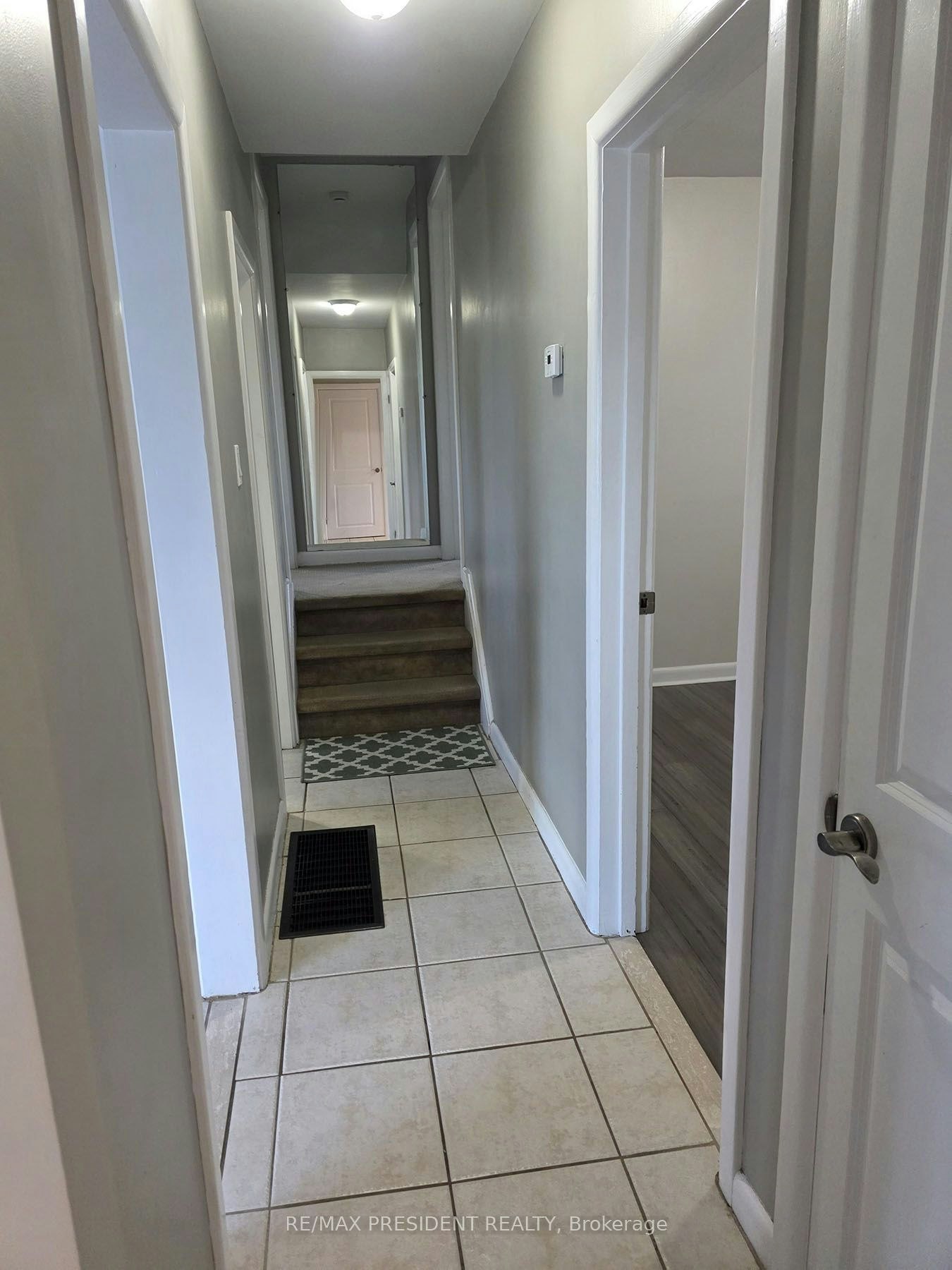 (Upper)-2280 Mountainside Drive, Burlington, ON, L7P 1B7 - 12