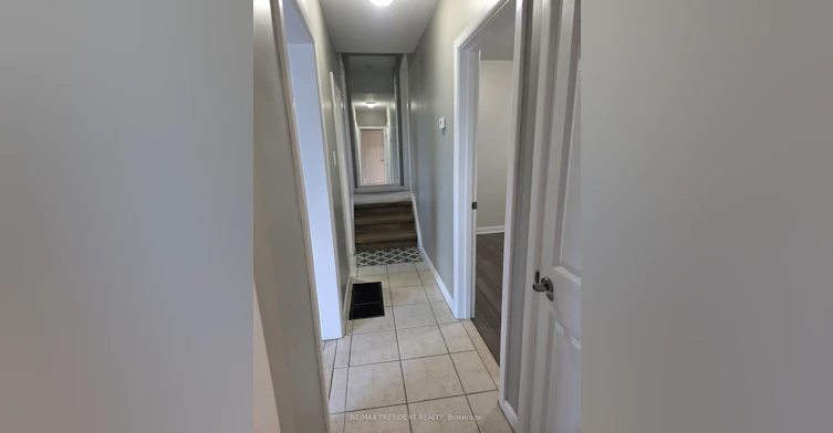 (Upper)-2280 Mountainside Drive, Burlington, ON, L7P 1B7 - 12