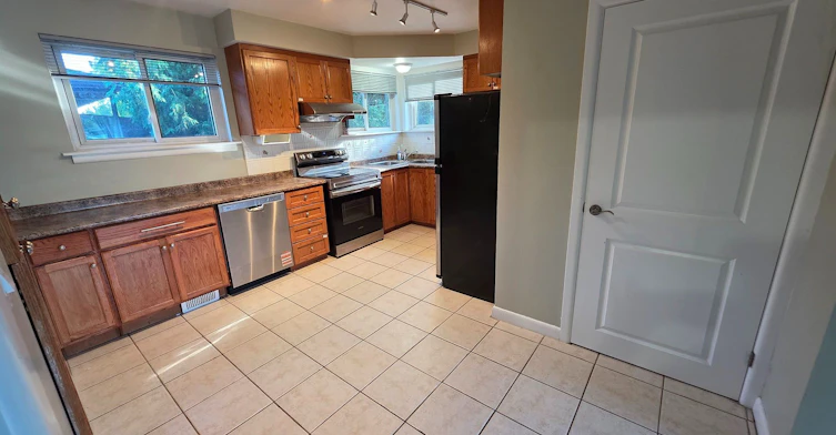 (Upper)-2280 Mountainside Drive, Burlington, ON, L7P 1B7 - 8