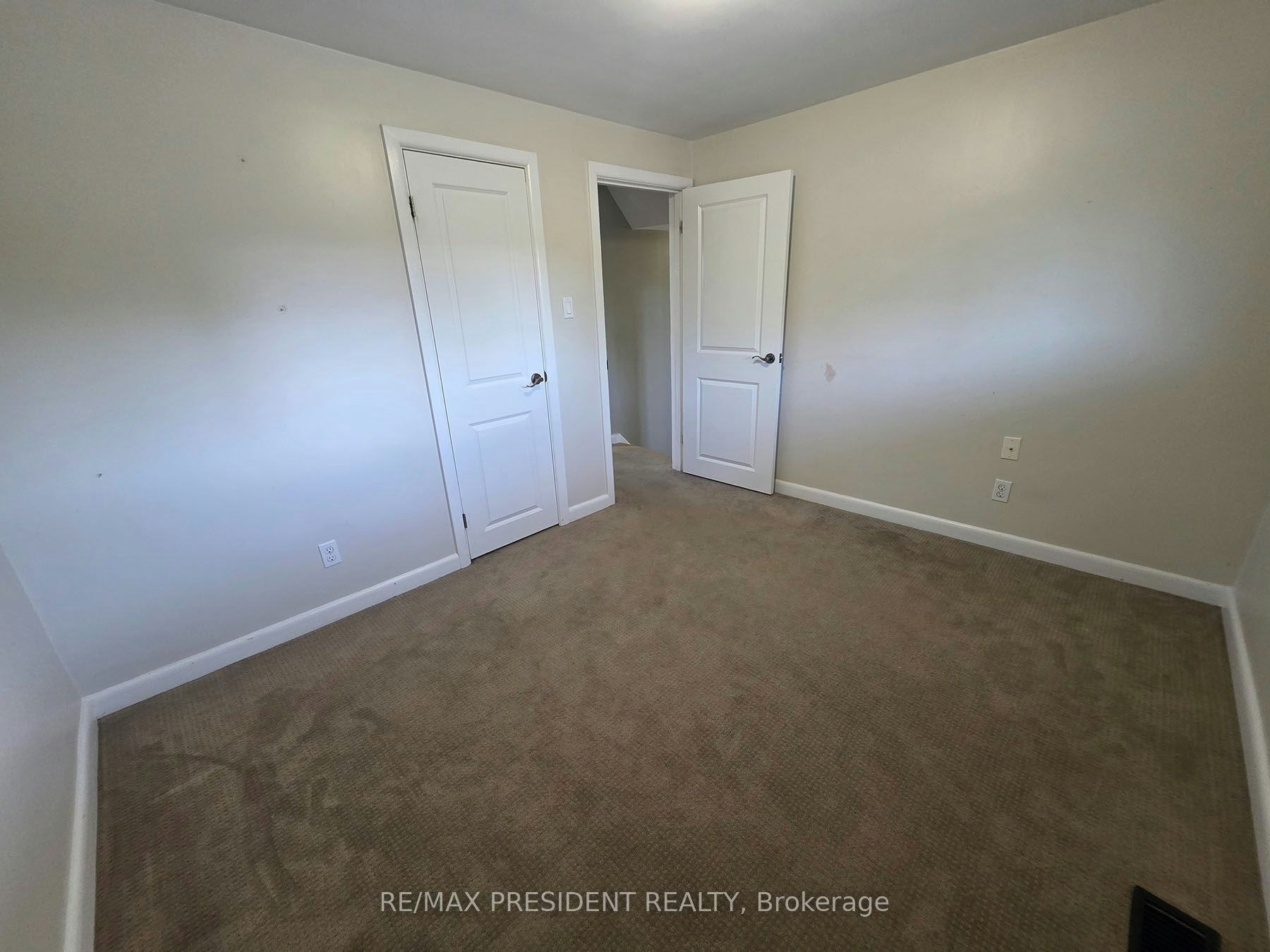 (Upper)-2280 Mountainside Drive, Burlington, ON, L7P 1B7 - 17