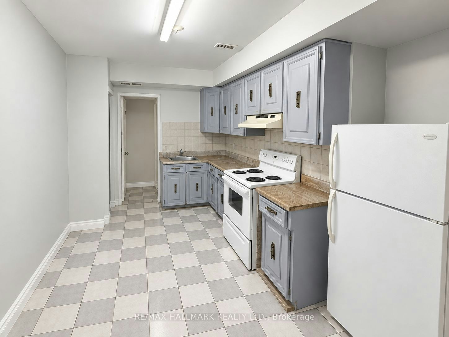66 Simpson Avenue, Toronto, ON, M8Z 1E3 - 2