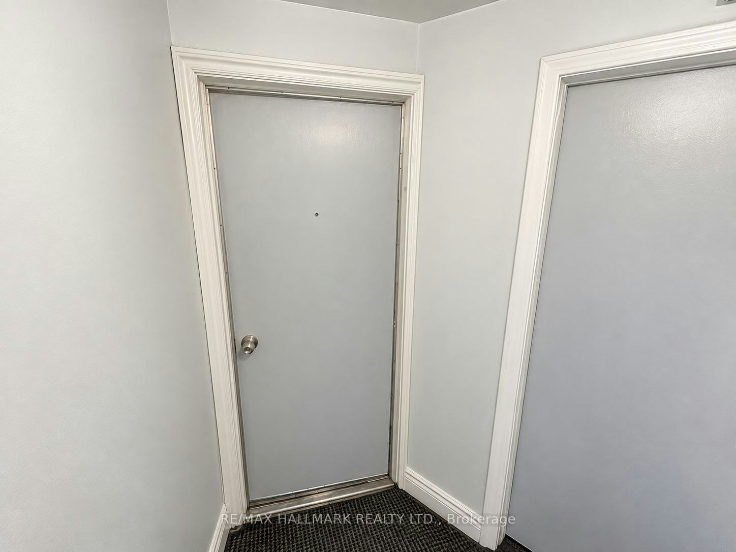 66 Simpson Avenue, Toronto, ON, M8Z 1E3 - 4