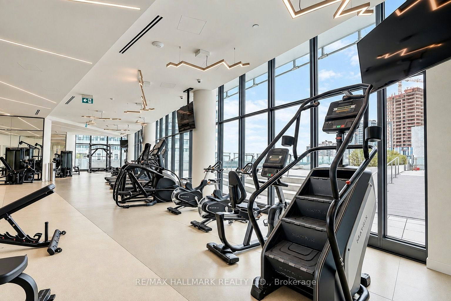5504-3900 Confederation Parkway, Mississauga, ON, L5B 0M3 - 41