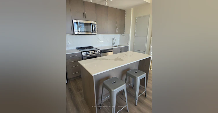 304-509 Dundas Street W, Oakville, ON, L6M 5P4 - 9