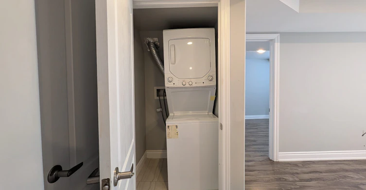 BSMT-70 Showboat Crescent, Brampton, ON, L6V 4R4 - 4