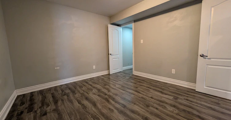 BSMT-70 Showboat Crescent, Brampton, ON, L6V 4R4 - 10