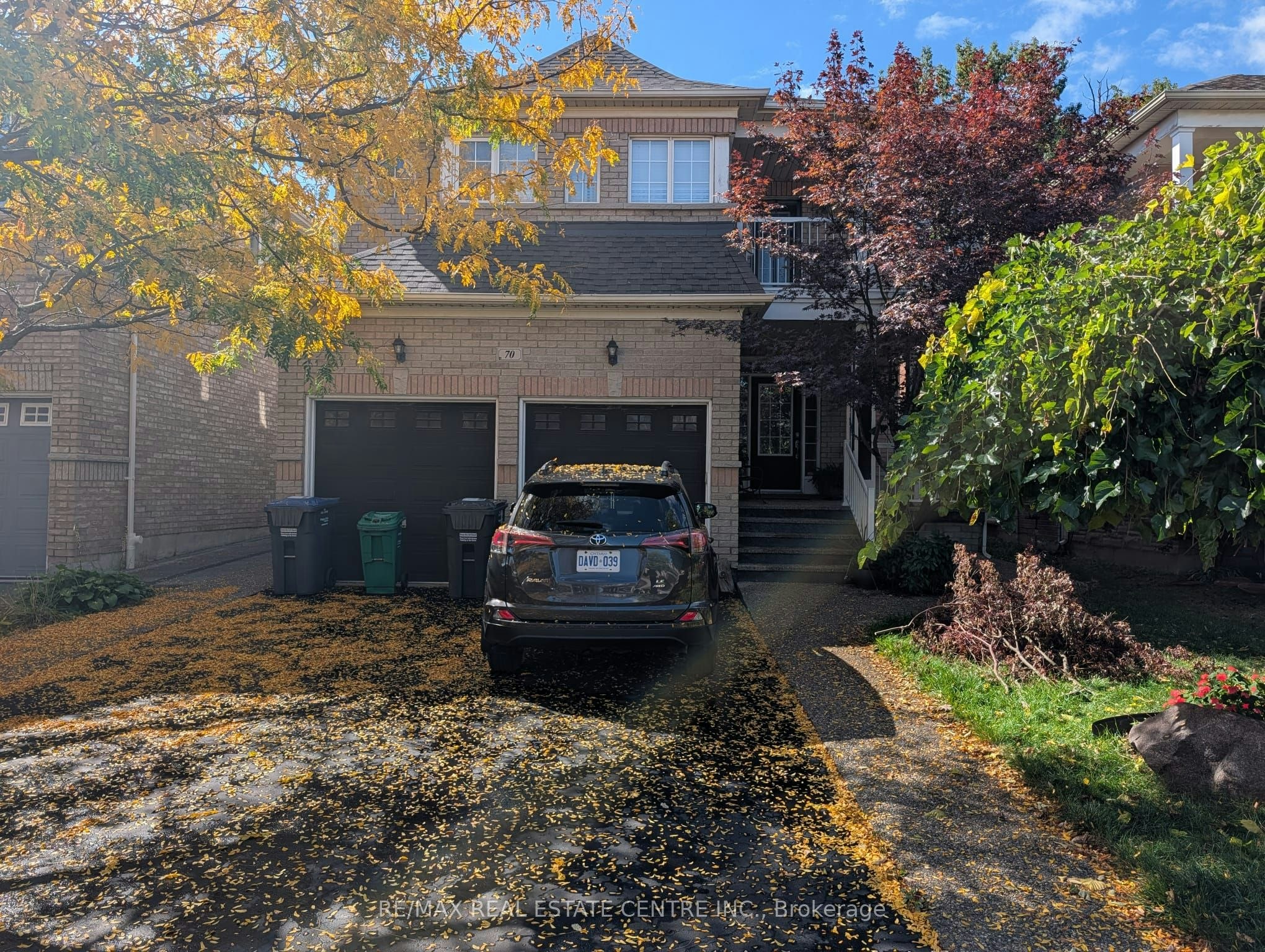 BSMT-70 Showboat Crescent, Brampton, ON, L6V 4R4