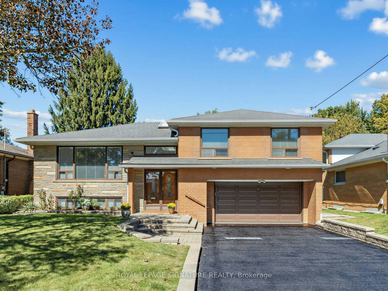 39 Buxton Road, Toronto, ON, M3M 1Y6