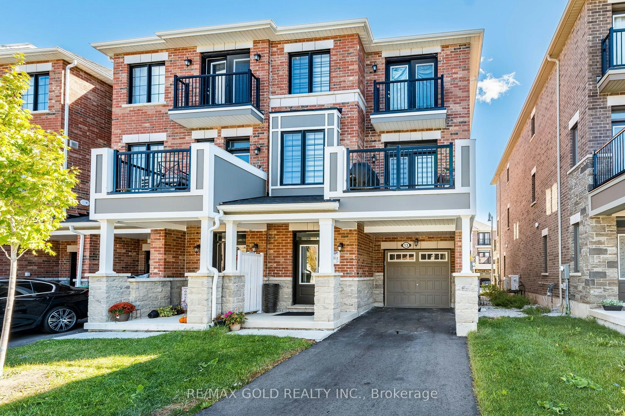 13 Keppel Circle, Brampton, ON, L7A 0B6