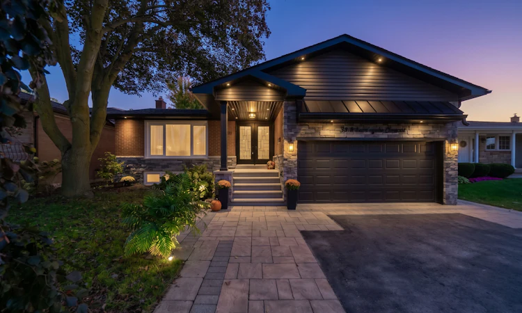 3510 Burningelm Crescent