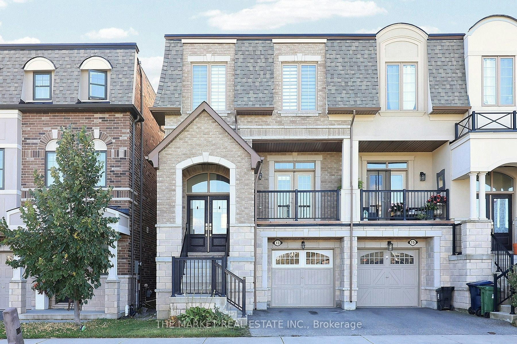 13 Father Redmond Way, Toronto, ON, M8W 0B4