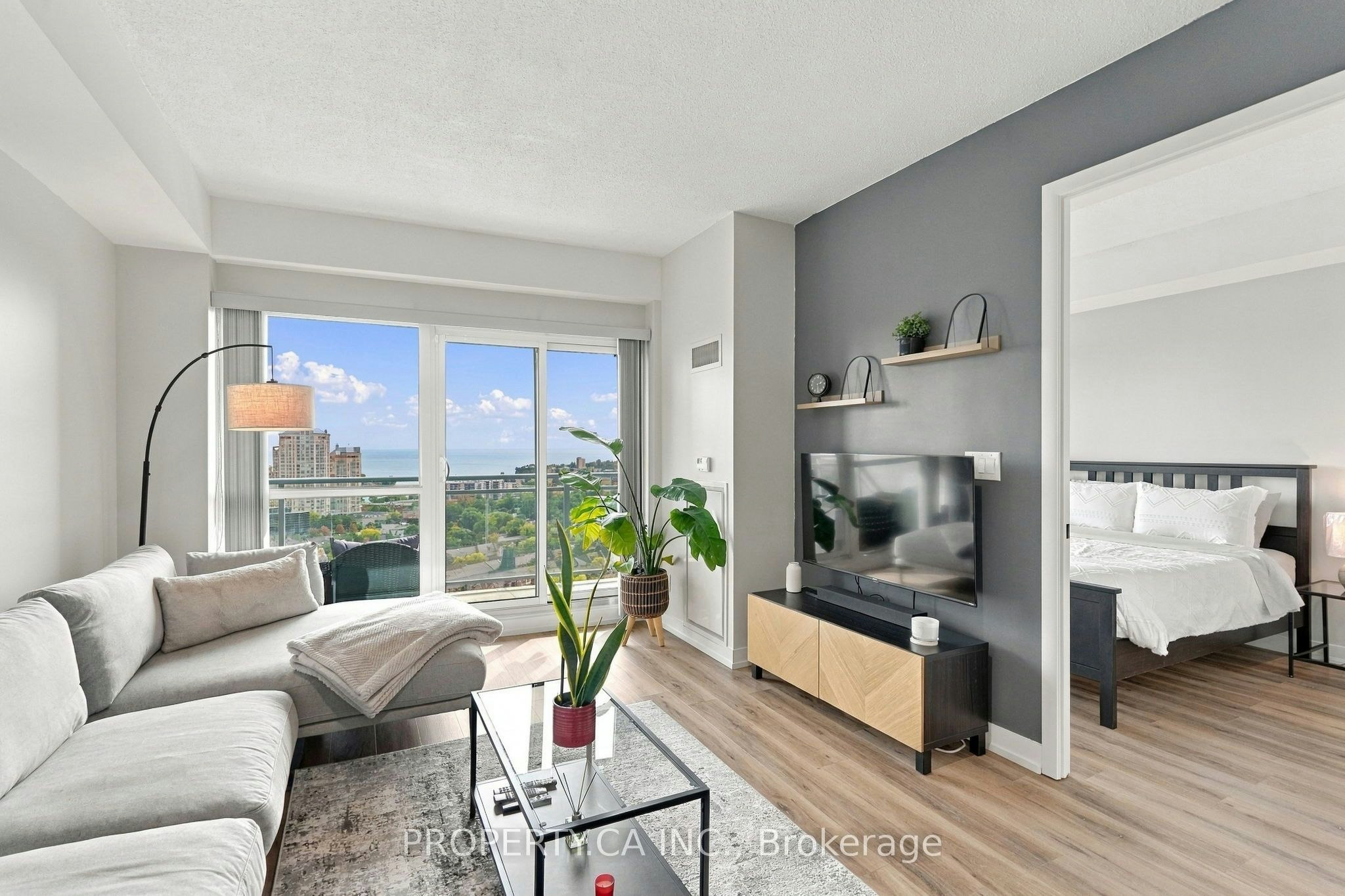 2029-165 Legion Road N, Toronto, ON, M8Y 0B3