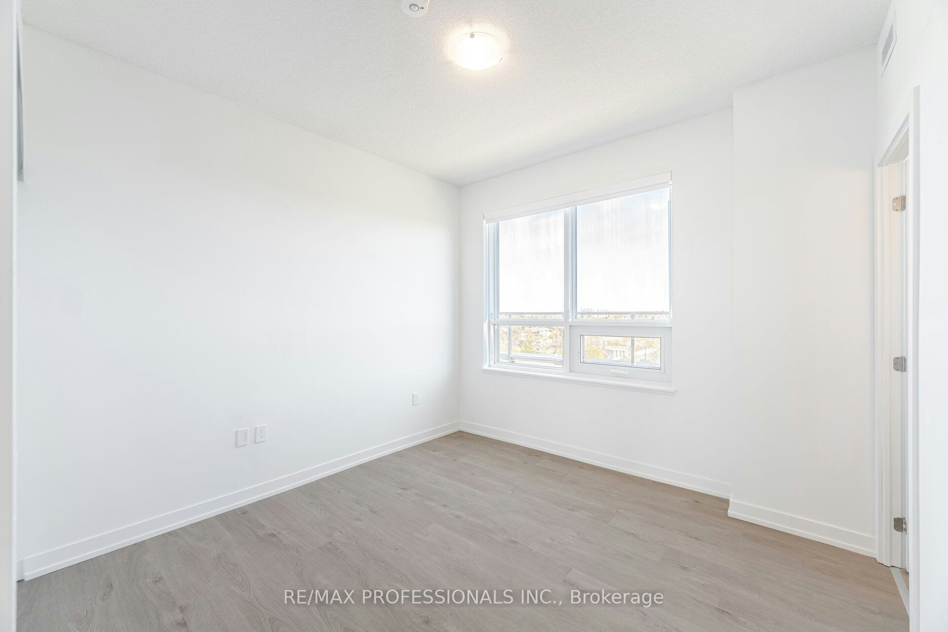 903-556 Marlee Avenue, Toronto, ON, M6B 0B1 - 26