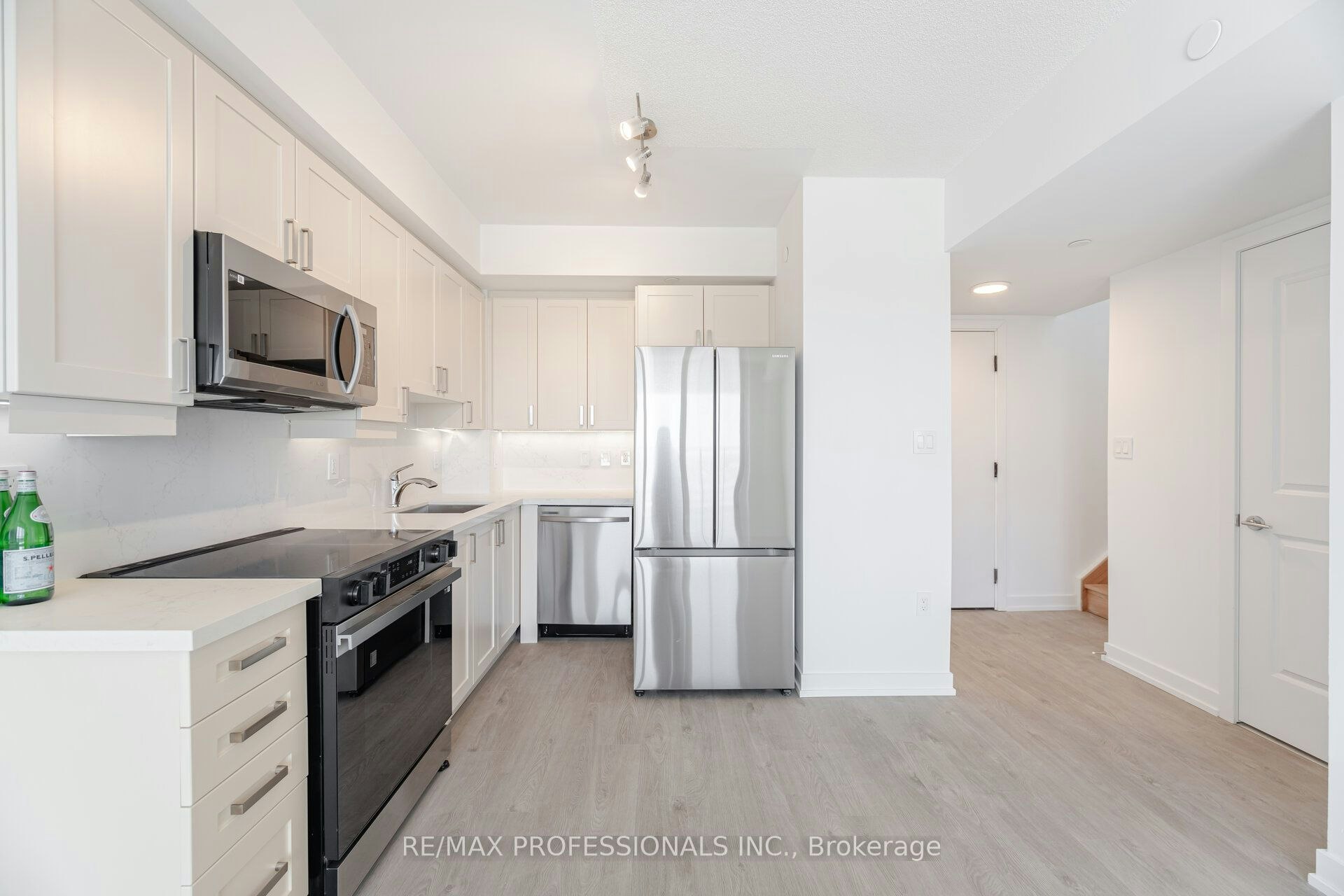 903-556 Marlee Avenue, Toronto, ON, M6B 0B1 - 13