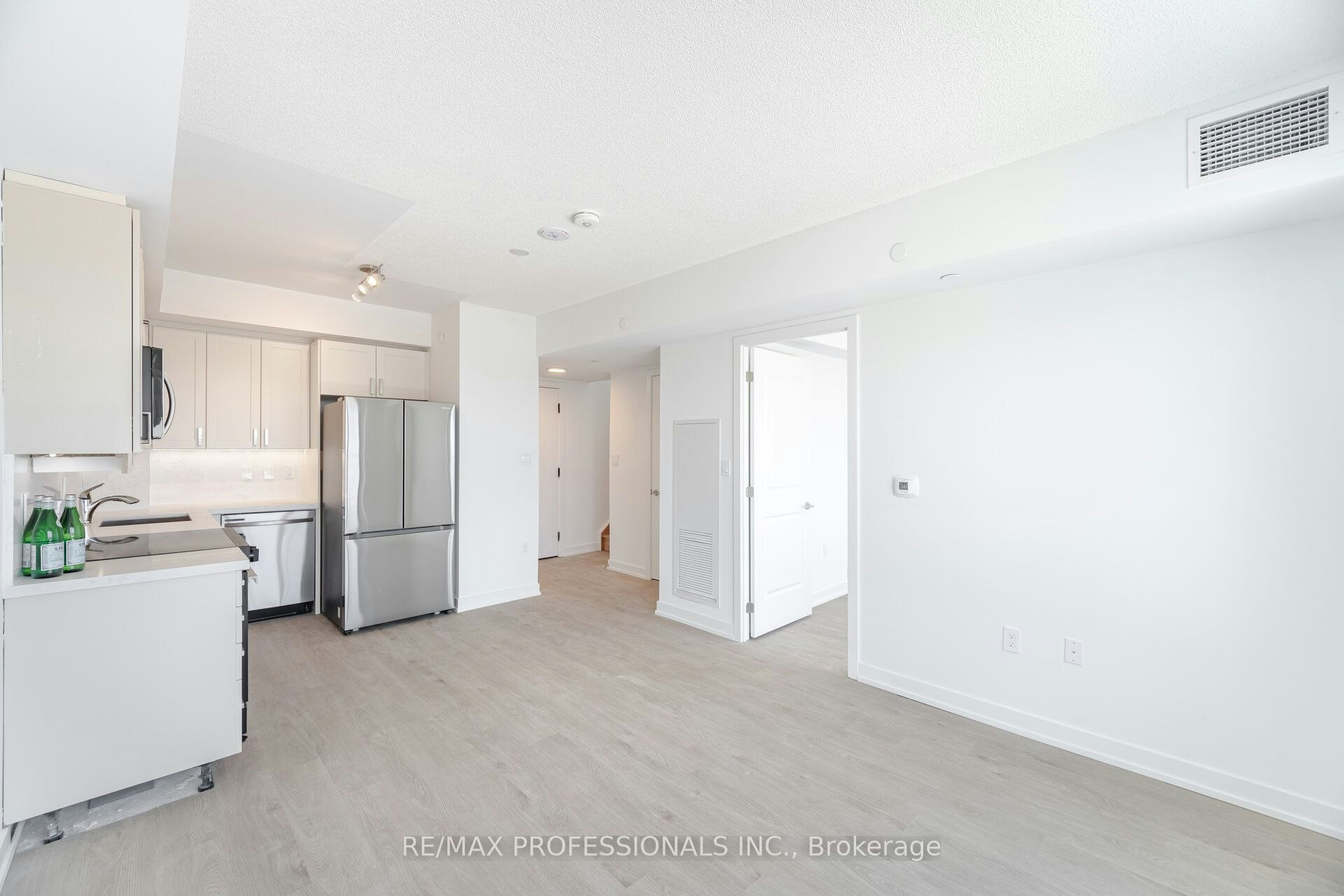 903-556 Marlee Avenue, Toronto, ON, M6B 0B1 - 10