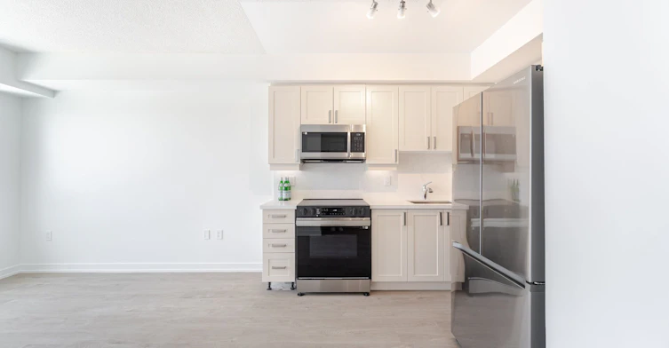 903-556 Marlee Avenue, Toronto, ON, M6B 0B1 - 14