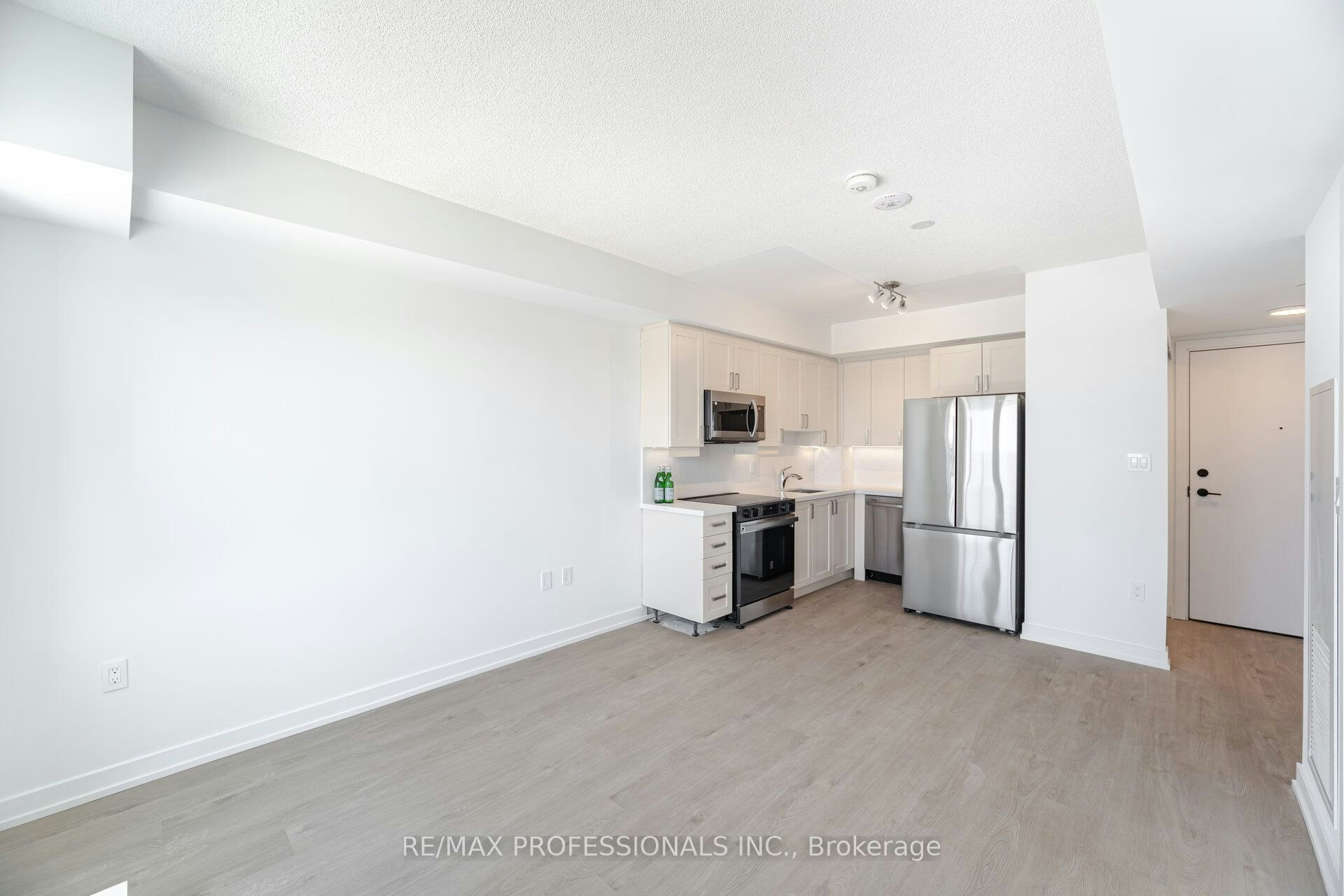 903-556 Marlee Avenue, Toronto, ON, M6B 0B1 - 12