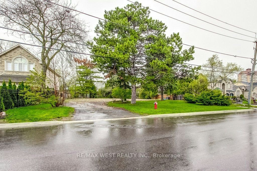 101 (Part Lot 2) Fairview Road W - 3