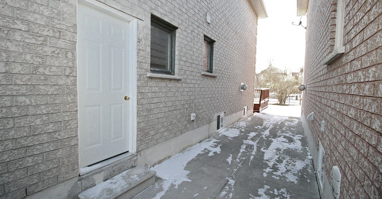 32 Deerglen Drive, Brampton, ON, L6R 1M1 - 31