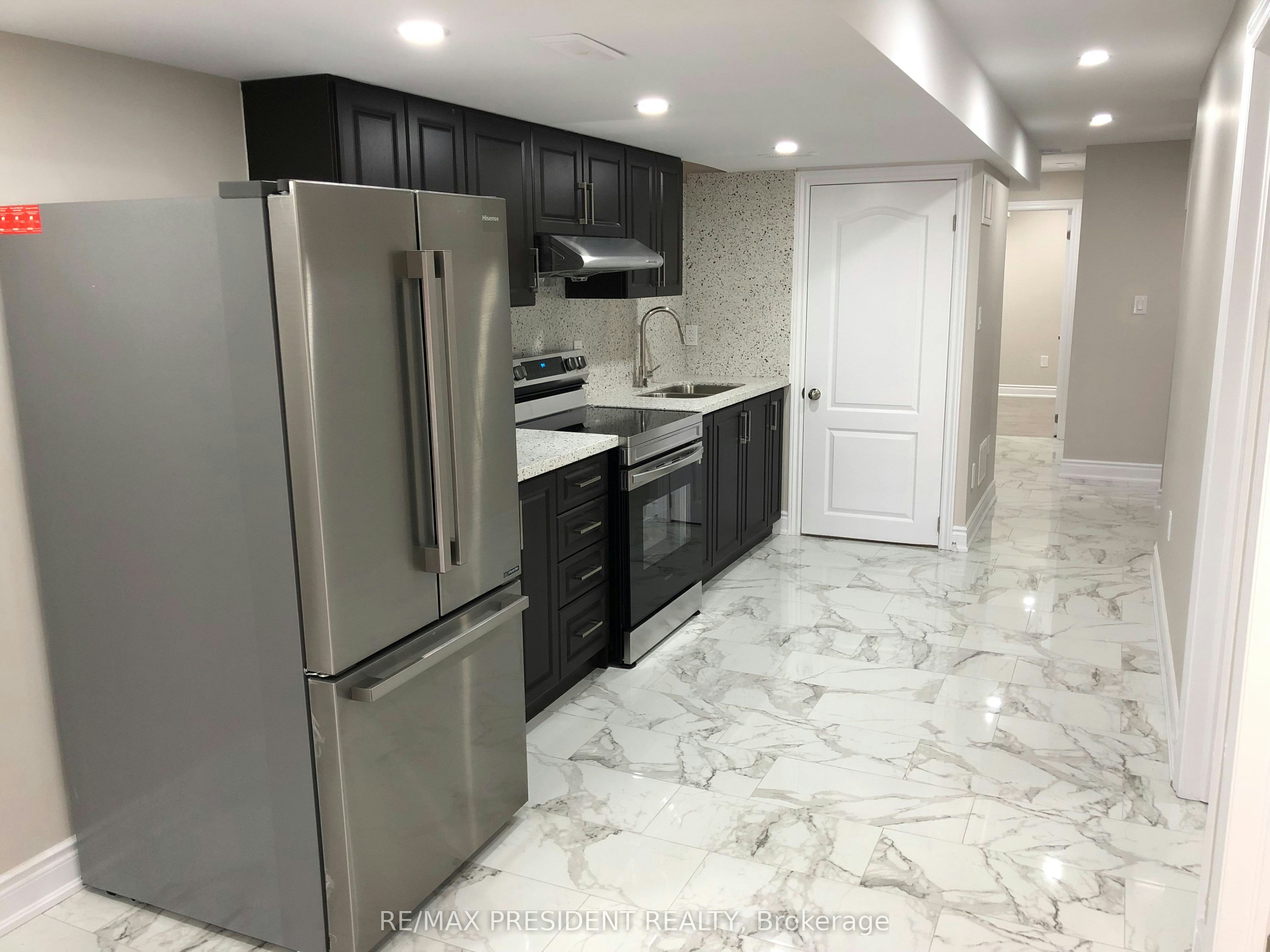76 Saint Grace Court, Brampton, ON, L6P 3B9 - 2
