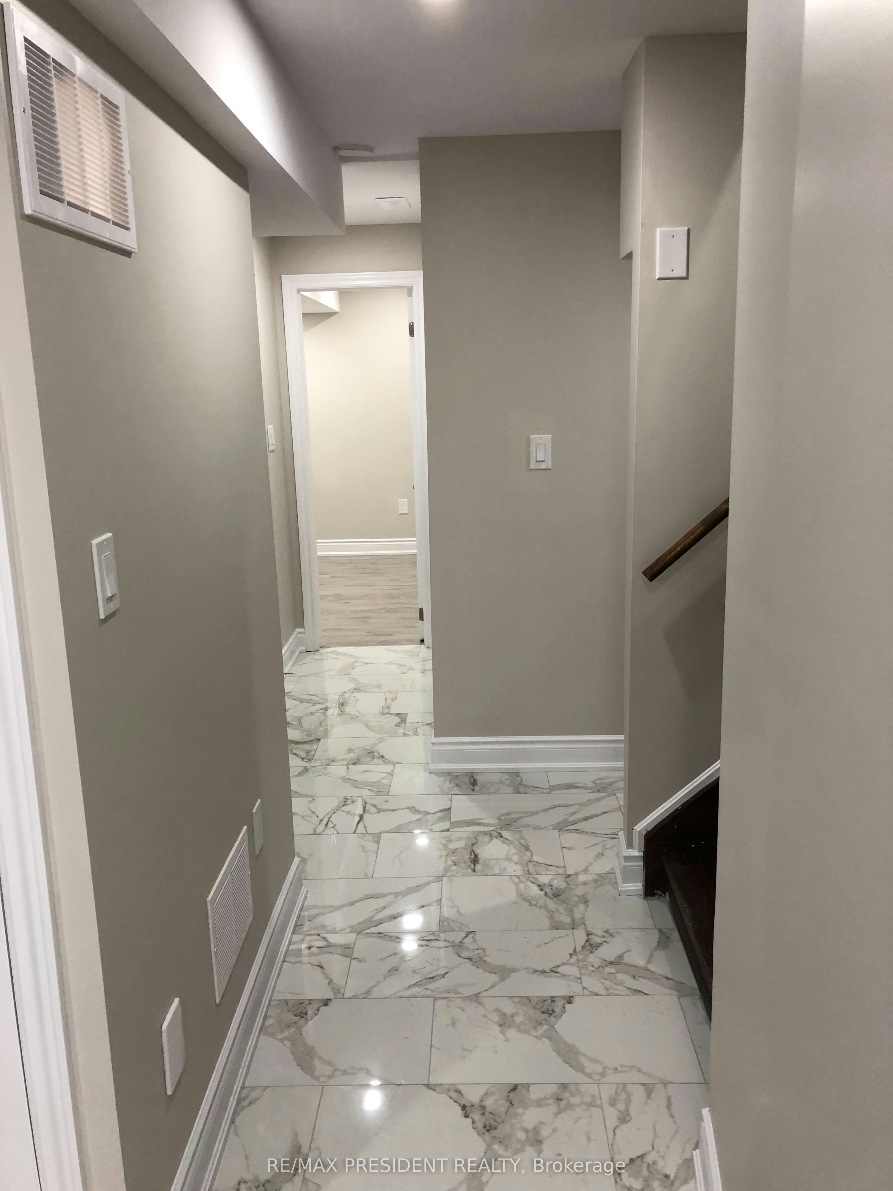 76 Saint Grace Court, Brampton, ON, L6P 3B9 - 6