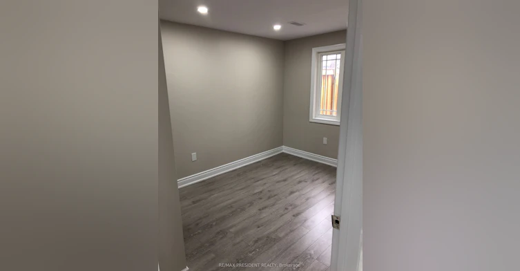 76 Saint Grace Court, Brampton, ON, L6P 3B9 - 3