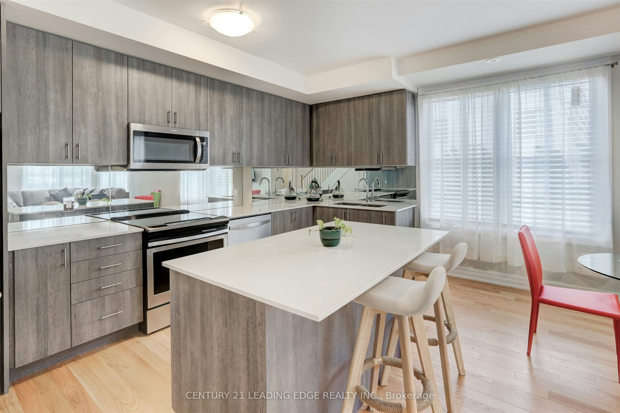 106-1180 Cawthra Road, Mississauga, ON, L5G 4K7 - 8