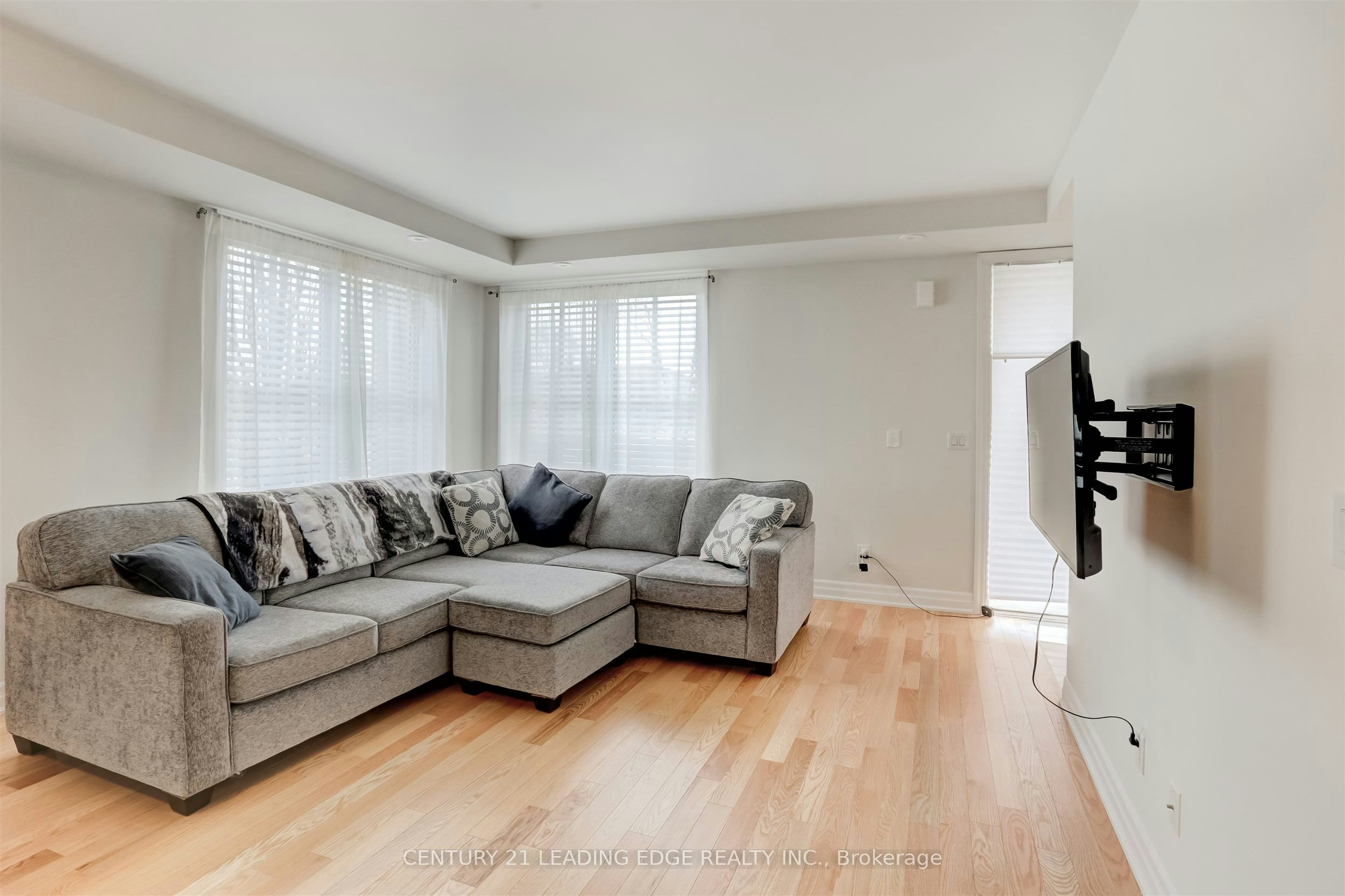 106-1180 Cawthra Road, Mississauga, ON, L5G 4K7 - 3